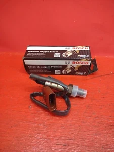 Bosch Oxygen Sensor For Select 1998-2010 Volkswagen Beetle, Golf, & Jetta -16738 - Picture 1 of 5