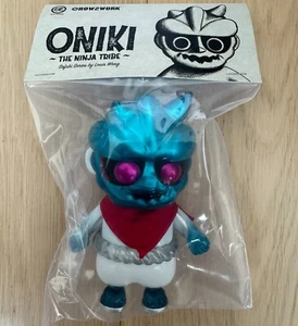 HOW2WORK PLAY STUDIO ONIKI Blue White SOFT VINYL Sofubi Figure Model H13CM(5in) - Picture 1 of 1