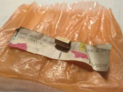 NOS ORIGINAL GENUINE PORSCHE 356B 356C THROTTLE CABLE LINKAGE COUPLER NLA - Image 1 of 2