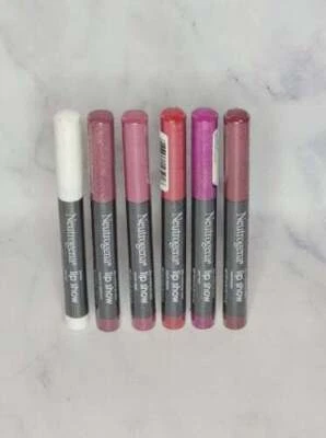 Color de labios mate sedoso Neutrogena Lip Show elige tu tono favorito Foto 1 de 4