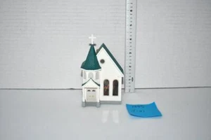 Hallmark 1995 Casa nostálgica #12 - Iglesia de la ciudad #QX5159 SIN CAJA - Imagen 1 de 3