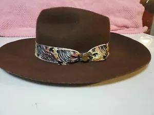 Disney Parks Womens Authentic Dark Brown 100% Wool Fedora Hat Retails $59 - Picture 1 of 7