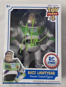 Tim Allen signiert Disney TOY STORY RC Buzz Lightyear - Neu in OVP handsigniert & COA - Bild 1 von 6
