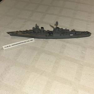 Modello pre-costruito USS Indianapolis CA 35 1/700 linea di galleggiamento seconda guerra mondiale US Navy - Foto 1 di 9