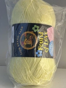 Löwenmarke Garn Pound of Love 157 pastellgelb superweich 4-fädig Stricken Worste - Bild 1 von 7