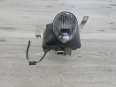 1997-2001 MERCEDES R170 SLK230 AMG RIGHT PASSENGER SIDE FOG LIGHT LAMP   - Image 1 of 4