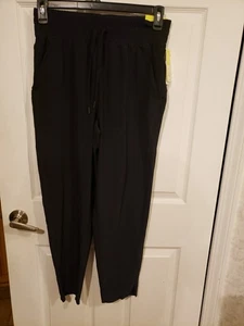 New Women's Active Light High-Rise Woven Taper Pants All In Motion Black - Small - Picture 1 of 3