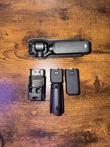 DJI Osmo Pocket Handheld 3 Capture More Combo + Magnetic Mount - Picture 1 of 5