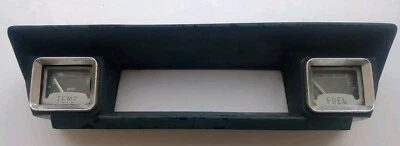 Medidores de combustible Ford Consul / Consul Capri / Zodiac / Zephyr, capucha y temperatura / Foto 1 de 4