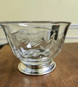 STERLING GLASS BOWL Etched Floral LEAF Nut Sauce Condiment VTG Candy Serving - Picture 1 of 14
