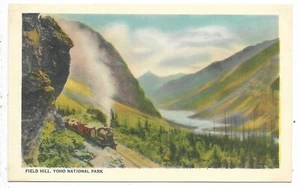 Tarjeta postal Field Hill British Columbia Yoho National Park Train Byron Harmon - Imagen 1 de 2