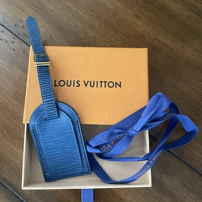 ✨ Подлинный LOUIS VUITTON Epi кожаный багаж ярлык синий с коробкой и лентой.  - Изображение 1 из 4
