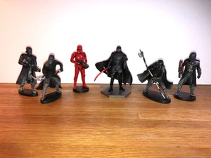 Star Wars First Order Knights of Ren Actionfigur 6 Stück Tortenaufleger Kylo - Bild 1 von 5
