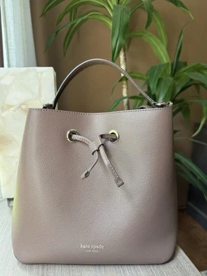 BOLSO BANDOLERA KATE SPADE MARRÓN OSCURO CUBO CUERO EVA BOLSO DE HOMBRO GRANDE CARTERA Foto 1 de 4