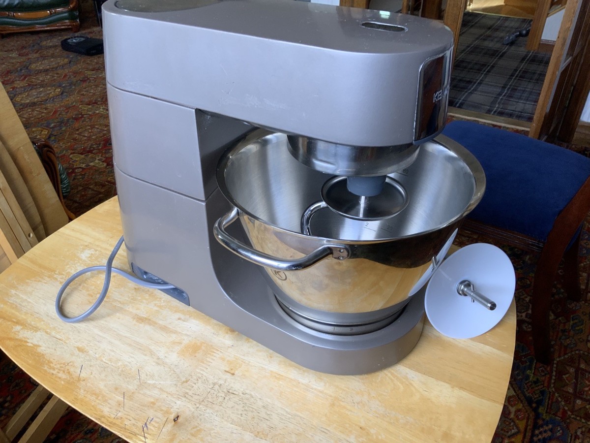 未使用ケンウッド スタンドミキサー Titanium Chef Baker XL 未使用