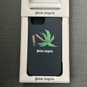 NWT - Palm Angels Broken Palm iPhone 12 Phone Case - Picture 1 of 4