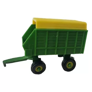 Ertl 1:64 John Deere Silage Grain Hay Trailer Wagon Cart Toy Collectible Gift - Picture 1 of 7