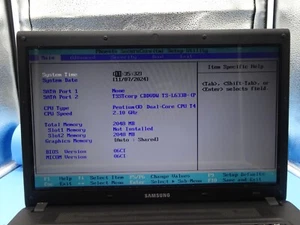 Samsung NP-R519 Notebook *OHNE RAM und HDD*Für Ersatzteil DEFEKT#N719 - Bild 1 von 6
