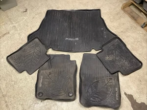 Toyota Prius 2017 OEM Rubber Floor Mats Front Rear Trunk  - Bild 1 von 10