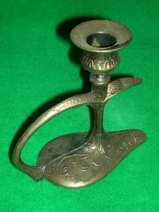 Kerzenständer Messing gearbeitet in Form einer Lampe von Aladdin - Bild 1 von 1