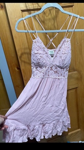 UNDERCOVER abito vs rosa