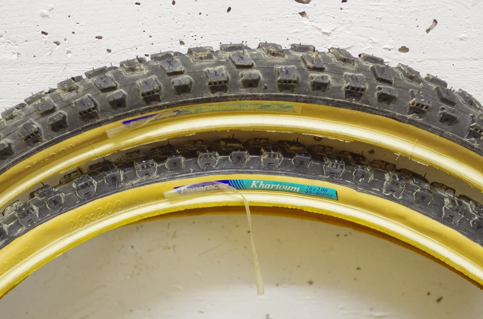 Vintage Panaracer Khartoum Mountainbike tires 26x2.0 NOS Pair - Bild 1 von 3