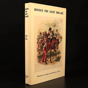 Honour The Light Brigade WM Lummis 1973 Military History Book Crimean War 1st - Picture 1 of 15