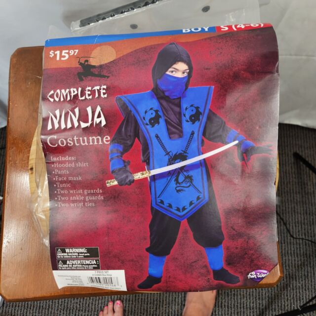 Preços baixos em Ninja Preto Tamanho 4 Fantasias Para Meninos