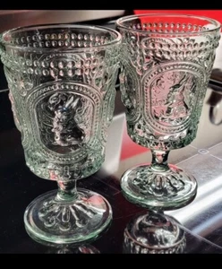 Tabla Home Embossed Green Victorian Bunny Hobnail Goblet Set Of 2 - Picture 1 of 10