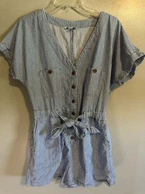 American Eagle 条纹纽扣短袖连身裤,腰围绑带,尺寸 M — 第 1/4 张图片