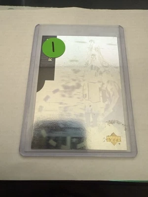 1995-96 Upper Deck Collector's Choice International - Special Glenn Robinson #H5 - Image 1 of 2