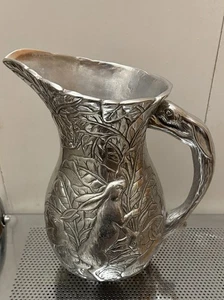 Brocca vintage 1989 Arthur Court Designs coniglietto coniglio alluminio pressofuso metallo 9,5" - Foto 1 di 11