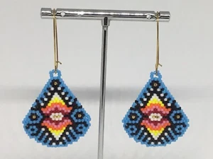 Beaded Southwest Style Earrings Blue Black Teardrop On Gold Tone Ear Wires - Picture 1 of 4