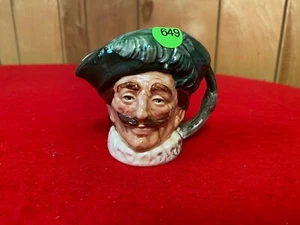 Royal Doulton D6173 Cavalier 1941-1960 Small - 3,25" Variation 2 ohne Spitzbart - Bild 1 von 2