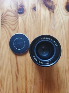 Voigtlander Ultron 35mm f/1.7 Aspherical for Leica M mount