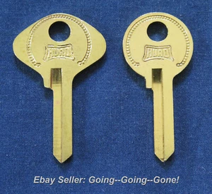 SET OEM FORD LINCOLN MERCURY KEY BLANKS 1932-1939 H3 H4 1125S 1125C IGN TRK BRAS - Picture 1 of 5