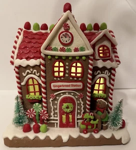 9" beleuchteter LEBKUCHEN-Zug STATION Pfefferminzgummidrop Valerie Parr Hill getestet - Bild 1 von 5