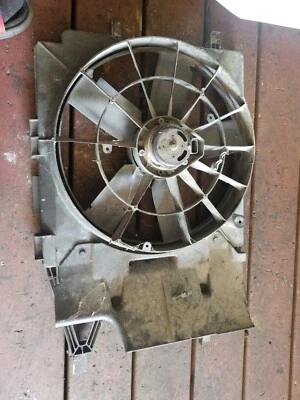 Pontiac Firebird 1993 ventilador de radiador motor ventilador conjunto 8-350 para 93 Camaro 131891 Foto 1 de 4