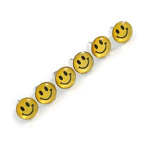 Happy Smiley Face - Set di 3 orecchini a perno identici - diametro 8 mm - Foto 1 di 3