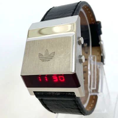 Reloj Adidas LED HSD603 vista lateral del conductor plateado digital Y2K retro hombre mujer Foto 1 de 4