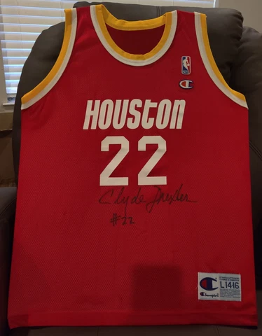 Clyde Drexler Signed Houston Rockets NBA Champion Jersey!! Vintage!! Cover