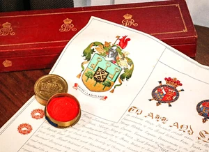 Rare Royal King George V Grant of Patent Coat of Arms Heraldry Document Box - Picture 1 of 16