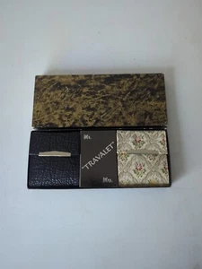 Vintage Mr & Mrs Travalet Travel Cosmetic Vanity Cases Clippers Tweezers - Picture 1 of 9
