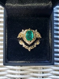 Bridal Set: Emerald and 12 Diamonds set in 14K Yellow Gold- Brand New, size 8.5  - Picture 1 of 9