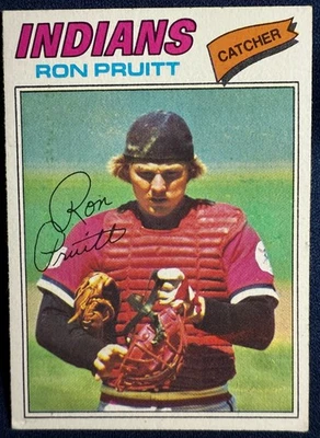 1977 TOPPS #654 RON PRUITT (CLEVELAND INDIANS) ROOKIE BASEBALL CARD - Image 1 of 2