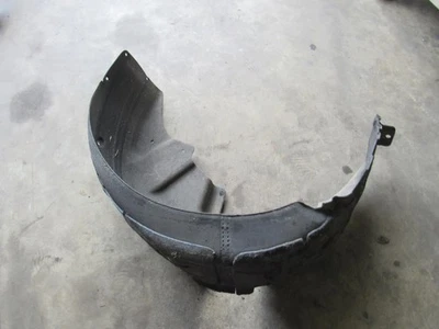 2013 Equus right passenger rear back quarter panel inner liner splash shield OEM Foto 1 de 4