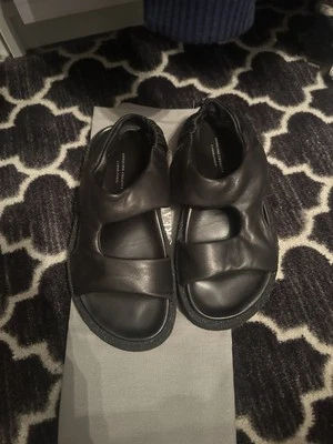 Sandálias de couro preto Officine Creative feminina biqueira aberta tamanho UE 36 6 - Imagem 1 de 4