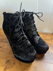 Women's Size 8.5W, NO CALL Suede Like Heeled Booties with Zip, Style BRONX - Picture 1 of 11