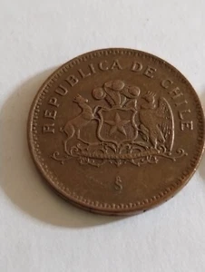 Chile 100 Pesos Coin Lot Of 2 1987 & 1991 Vtg - Picture 1 of 7