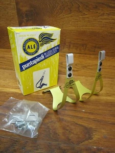 NOS ALE TOE CLIPS - GOLD ANODIZED ALLOY - SMALL - 97 L.D. - Picture 1 of 8